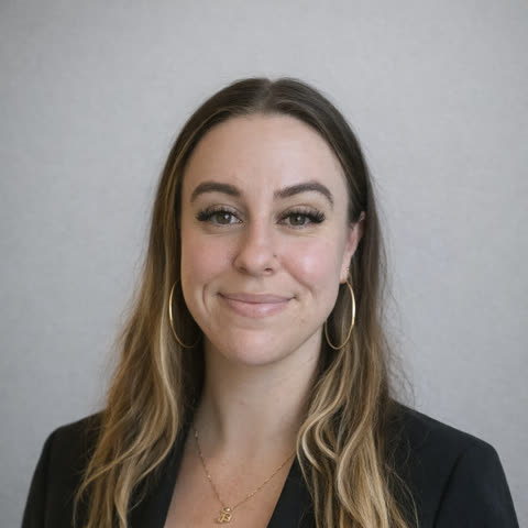 Megan Hanley headshot